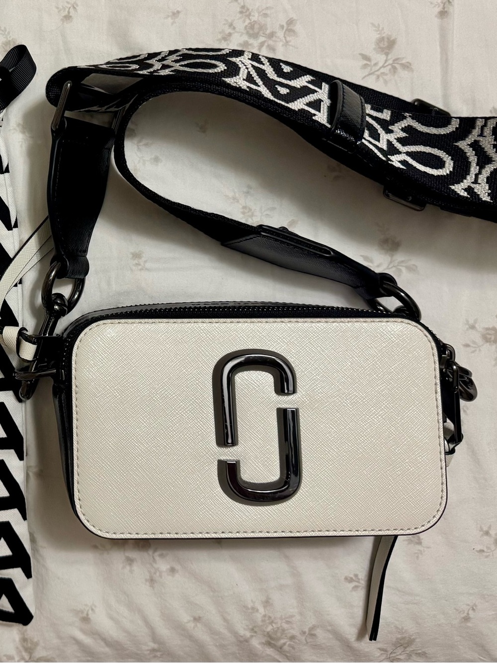 Marc Jacobs White and Black Snapshot Camera Bag with Bold Logo Strap